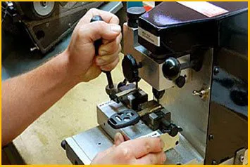 Baltimore Priority Locksmith Baltimore, MD 410-454-0011 - automotive-keys-cut