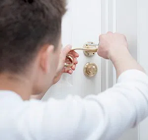 Baltimore Priority Locksmith Baltimore, MD 410-454-0011 - lock-repair