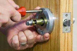 Baltimore Priority Locksmith Baltimore, MD 410-454-0011 - lock-replace